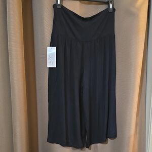 Gilligan & O'Malley Black Wide Leg Bermuda Pants